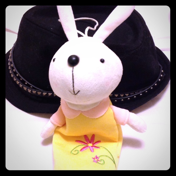 N/A!Cute bunny pencil bag!