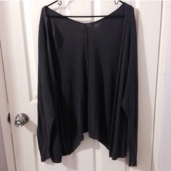 Brandy Melville Caroline Cardigan