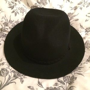 Black felt hat