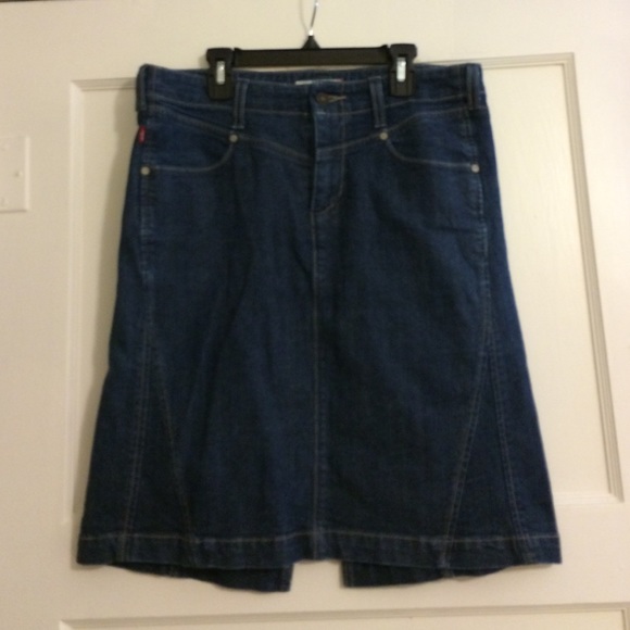 Levi's denim skirt!