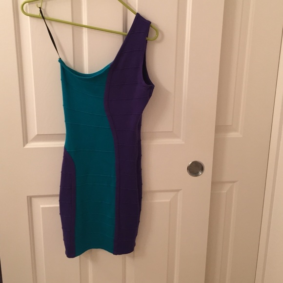 Dress!! 2b BEBE