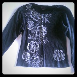 🌷NY&C-Sport Edition- black flowers Top🌷