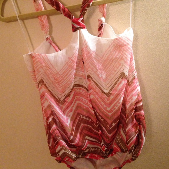 Guess Racerback Top - Picture 2 of 4