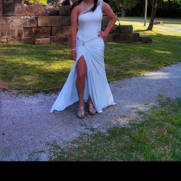 Prom Dress - Picture 2 of 3