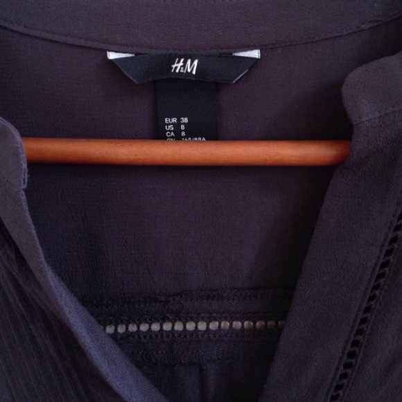 H&M shirt dress - Picture 2 of 3