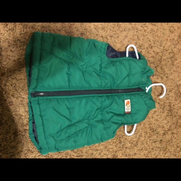 Sports vest