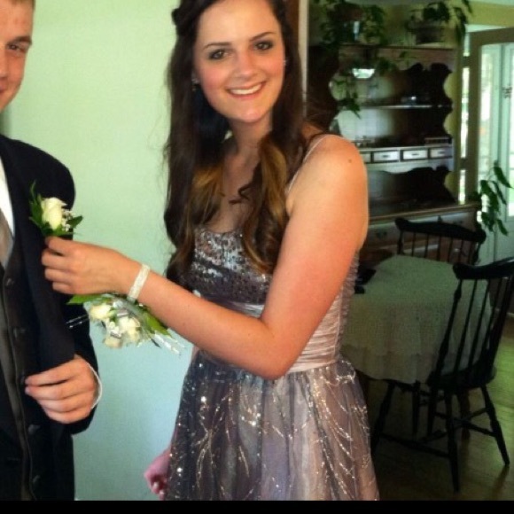 Cache Formal Dress - Picture 3 of 3