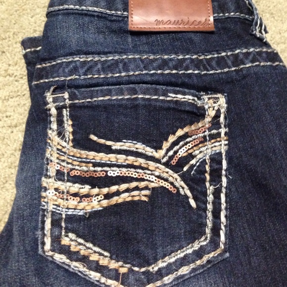 Maurices jeans! - Picture 3 of 4