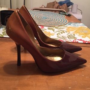 Guess Brown Ombré Pumps