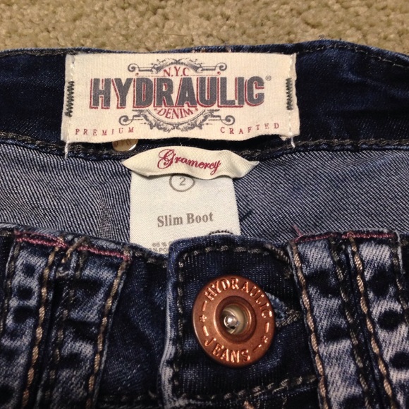 Hydraulic jeans. - Picture 4 of 4