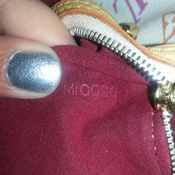 -SOLD-Louis Vuitton Multicolor Purse Aurelia MM - Picture 4 of 4