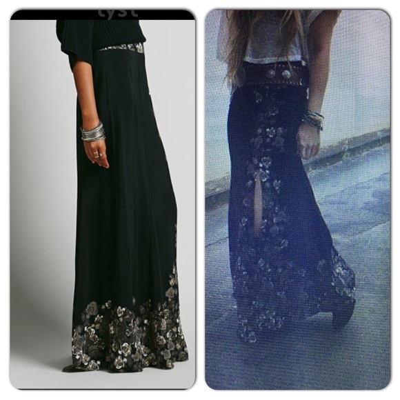 Free People Dresses & Skirts - FREE PEOPLE SECRET GARDEN SKIRT