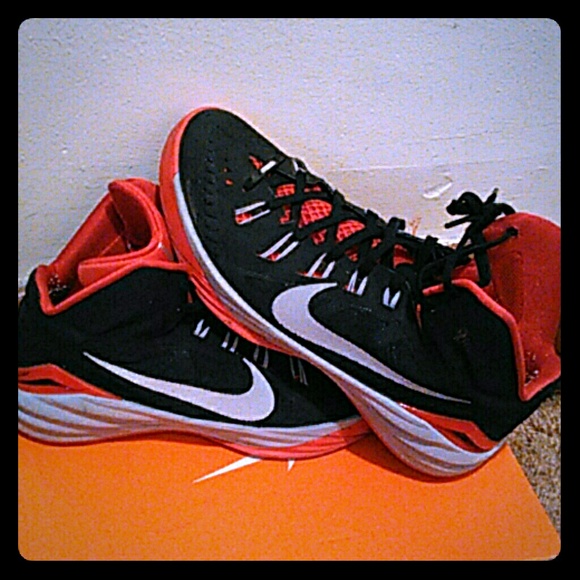 Nike hyperdunks2014 - Picture 1 of 4