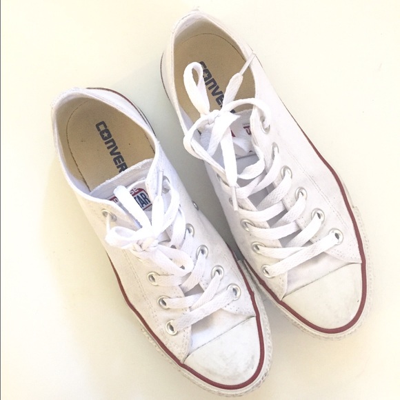 Converse Shoes - White Converse 🚫no trades🚫