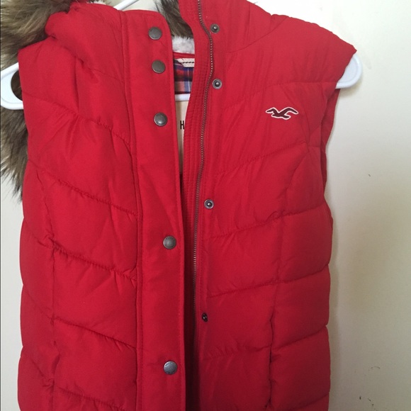 Hollister puffy vest