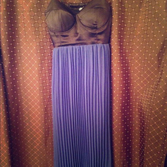 Blue pleated bustier mid dress 💙