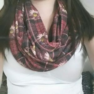 Daisy plaid scarf