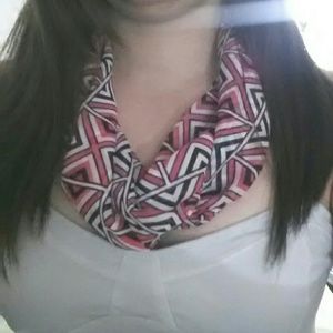 Geo print infinity scarf