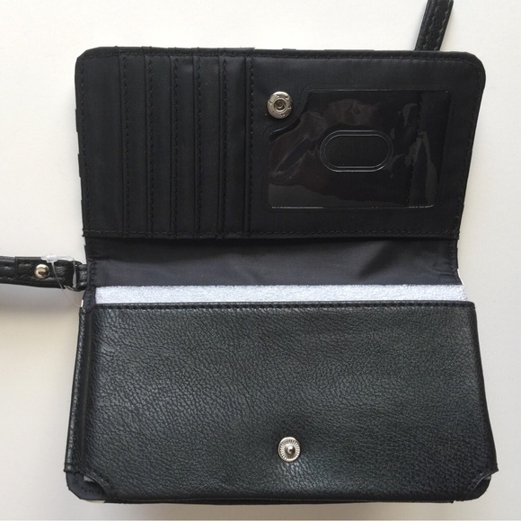 ⭐️HP 5/28⭐️Black & White Chevron Wallet Wristlet - Picture 3 of 4