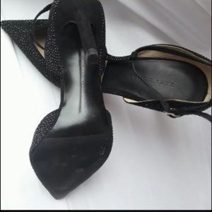 Zara Shoes - Zara t strap black pumps with toe cleavage Zara Shoes - Zara t strap black pumps with toe cleavage