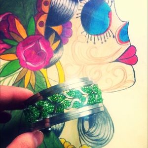 Green bead cuff
