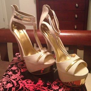 Cream & Gold heels