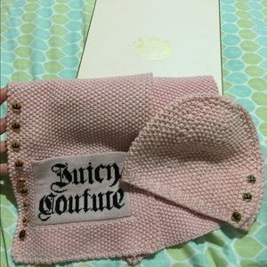 Juicy couture pink knitted scarf & hat