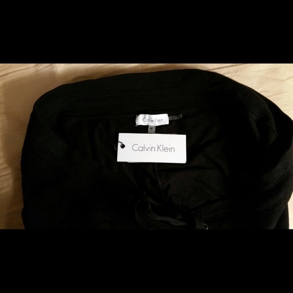 Calvin Klein Black Rollup Casual Pants - Picture 2 of 3