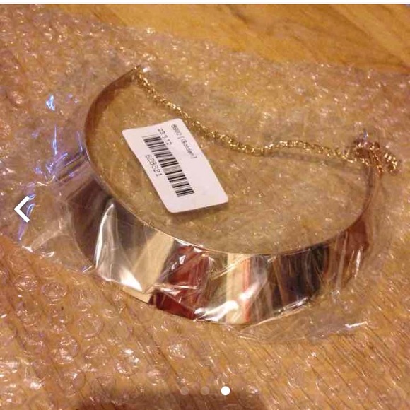 Women's gold brand new choker