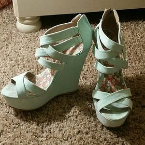 Mint green wedges