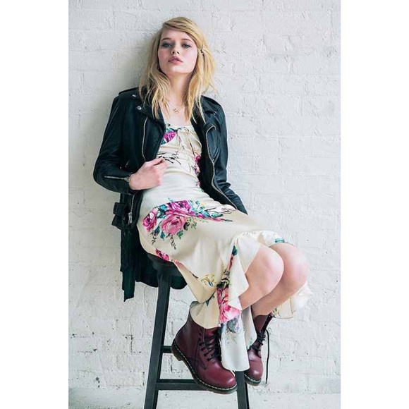 Betsey Johnson X UO Alice Flutter midi dress