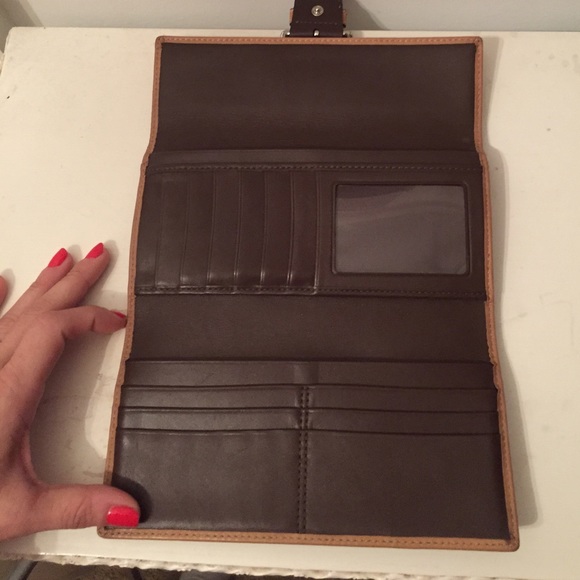 Coach Wallet - Picture 2 of 4