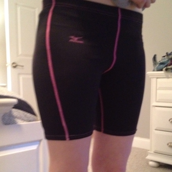 Sliding shorts