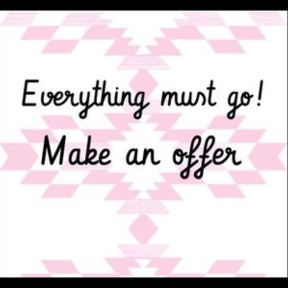 Shoes,purses, wristlets, EVERYTHING - Picture 1 of 1