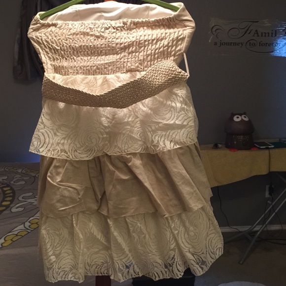 Dress - Picture 3 of 3