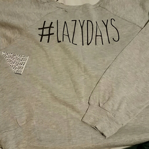 Sold Nwt lazydays scoop neck oversized sweatshirt! - Picture 2 of 2