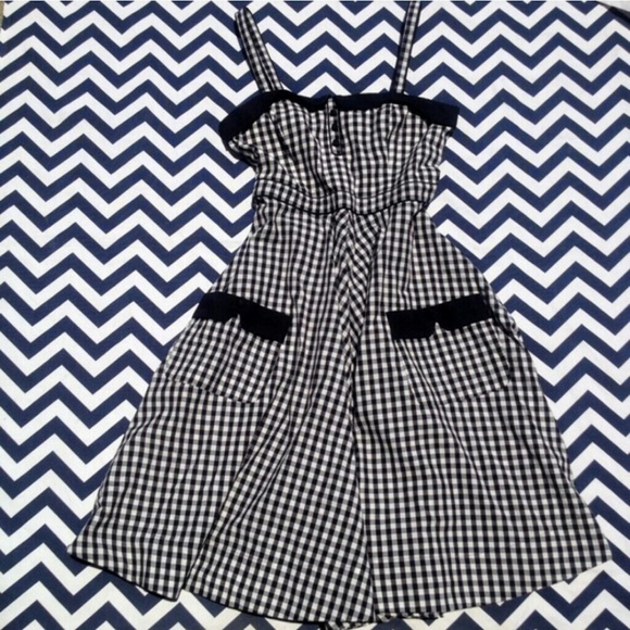 Dresses & Skirts - H&M gingham sundress