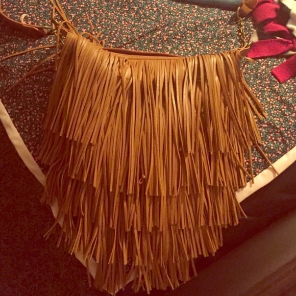 Moccasin fringe purse