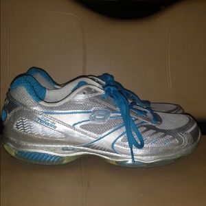 Women new balance shape ups