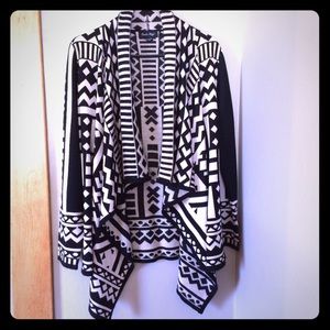 Tribal print cardigan perfect for fall!