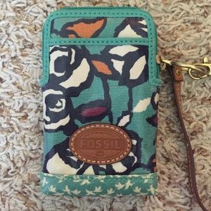 Fossil wristlet
