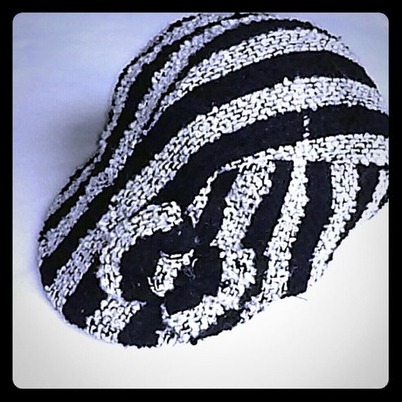 Bill knit hat