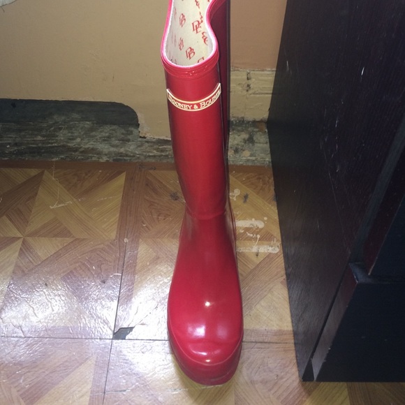 Authentic Red Dooney and Bourke rain boots.