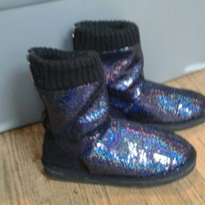 Traded  4 cas,ictoria Secret Mukluk boot   booties