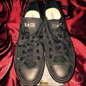Black converse
