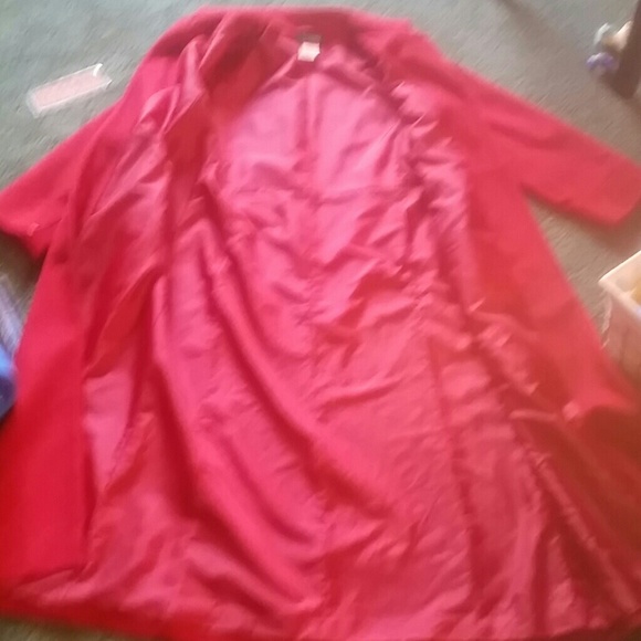 Red wool coat - Picture 3 of 3