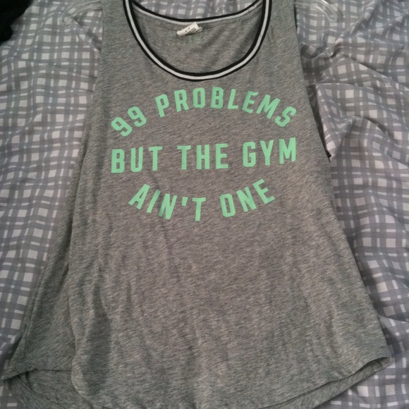 nwot vs gym tank