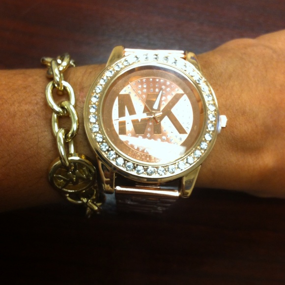 Rose gold Mk dress watch - Picture 3 of 3