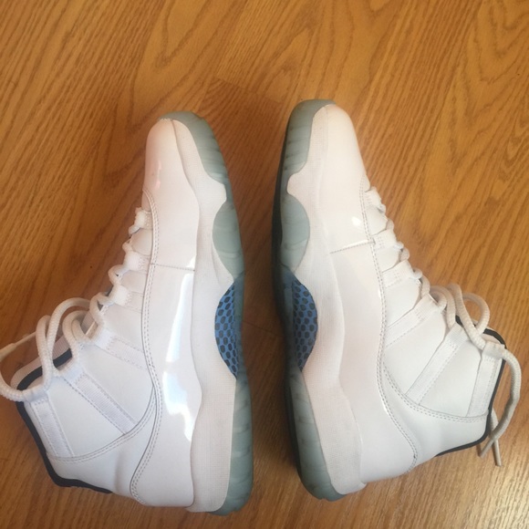 Retro 11s - Picture 3 of 4