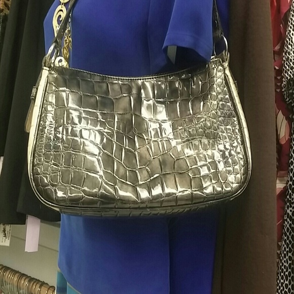 Gifted!  Previously Loved Guess Handbag - Picture 2 of 4